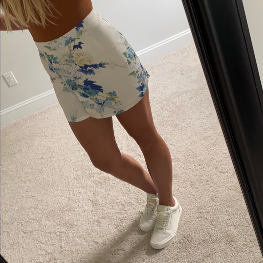 Silky Missguided Skort